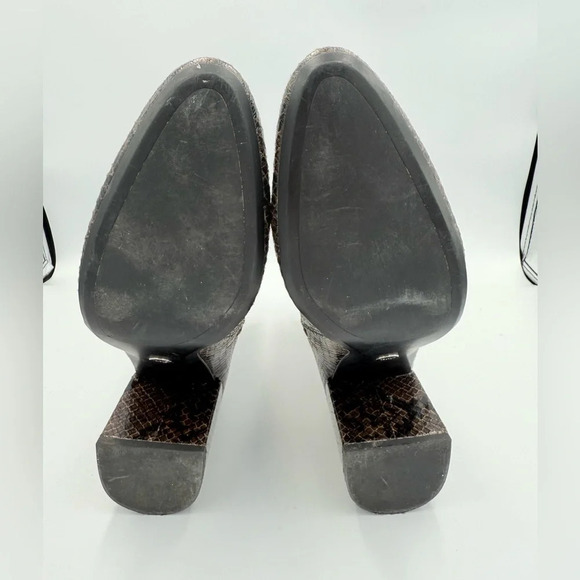 ZARA ANIMAL EMBOSSED WIDE HEELED ANKLE BOOTS 37/6.5 - Picture 8 of 8